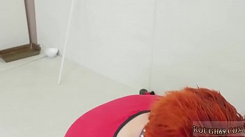 Videos de sexso com uma ruiva novinha da beeg caindo de boca no cacete